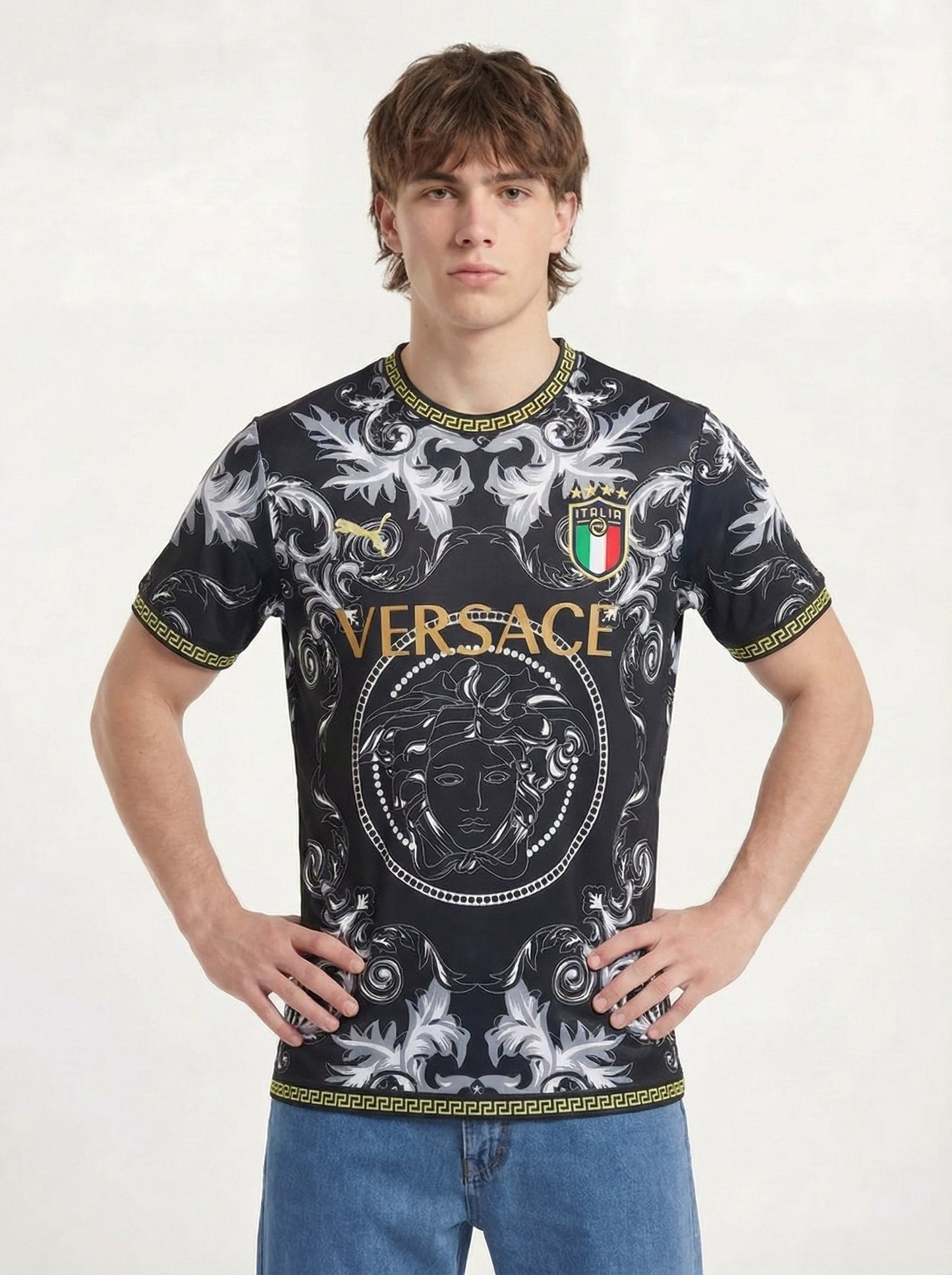 ITALIA 2023 CAMISETA DE LOCAL NEGRA CONCEPTO VERSACE