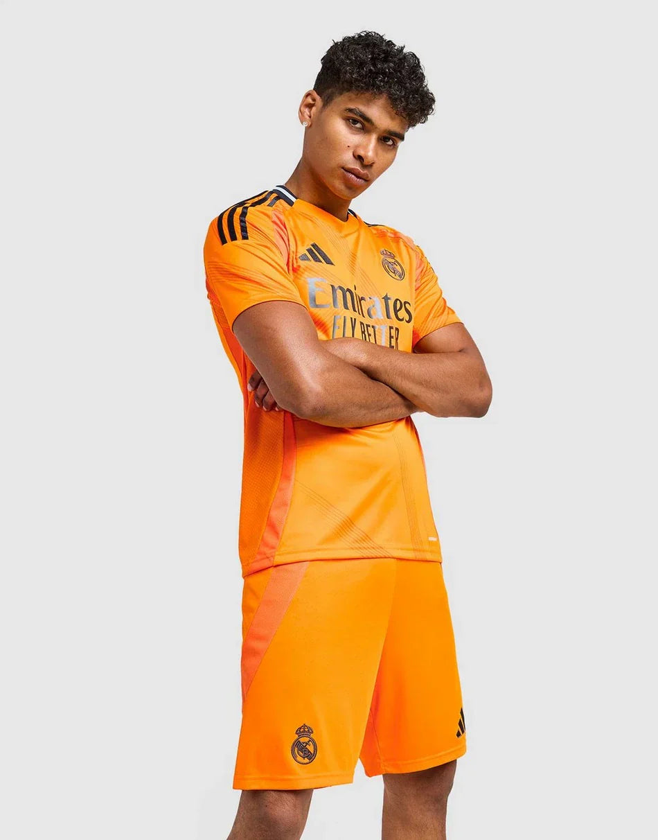 CAMISETA DE LA SEGUNDA EQUIPACIÓN REAL MADRID CF 2024/25