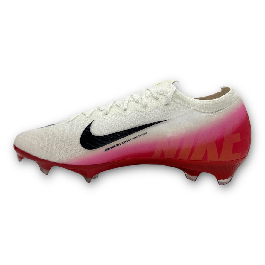 BOTAS DE FÚTBOL CON TACOS PARA TERRENO FIRME MERCURIAL VAPOR 16 AIR ZOOM ELITE