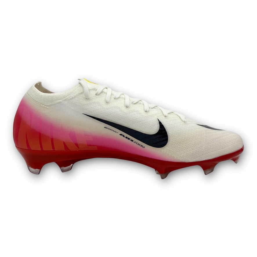 BOTAS DE FÚTBOL CON TACOS PARA TERRENO FIRME MERCURIAL VAPOR 16 AIR ZOOM ELITE