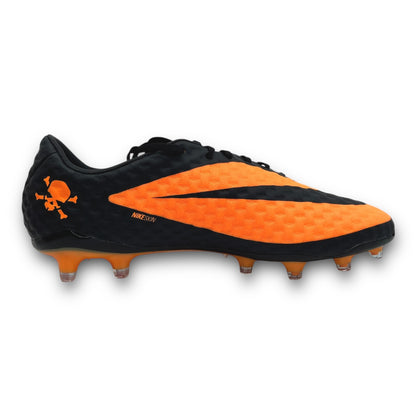 BOTAS DE FÚTBOL DE EDICIÓN LIMITADA HYPERVENOM PHANTOM RGN FG