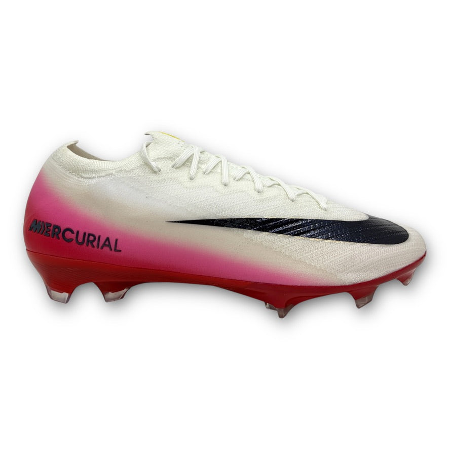 BOTAS DE FÚTBOL CON TACOS PARA TERRENO FIRME MERCURIAL VAPOR 16 AIR ZOOM ELITE