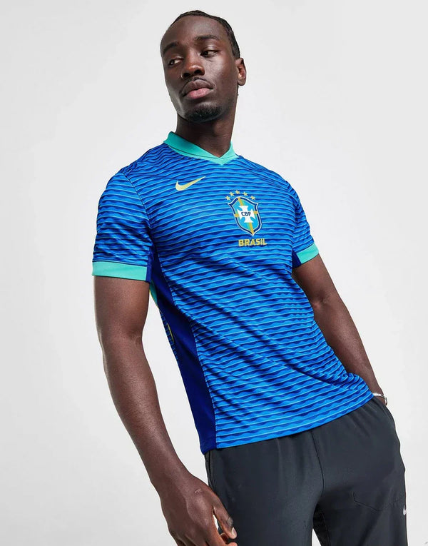 CAMISETA VISITANTE DE BRASIL 2024