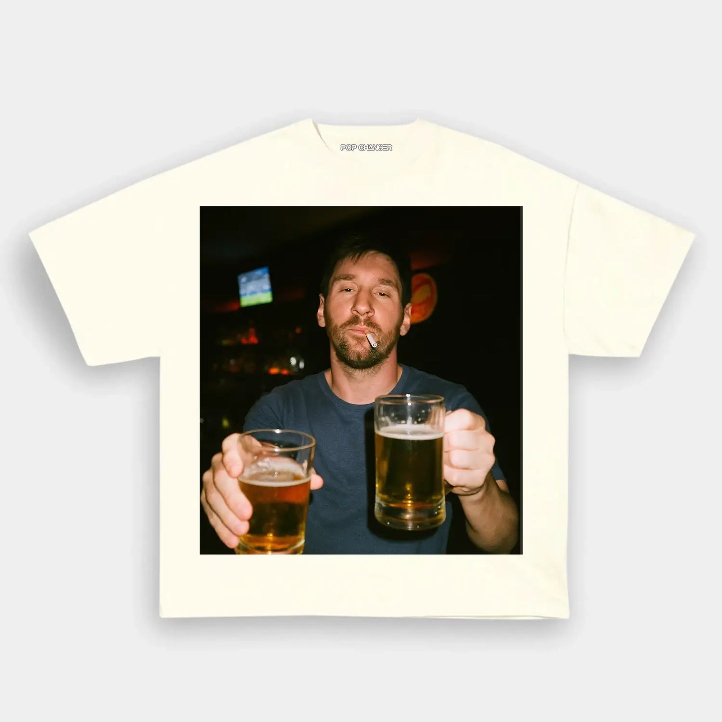 Camiseta brindando con Messi