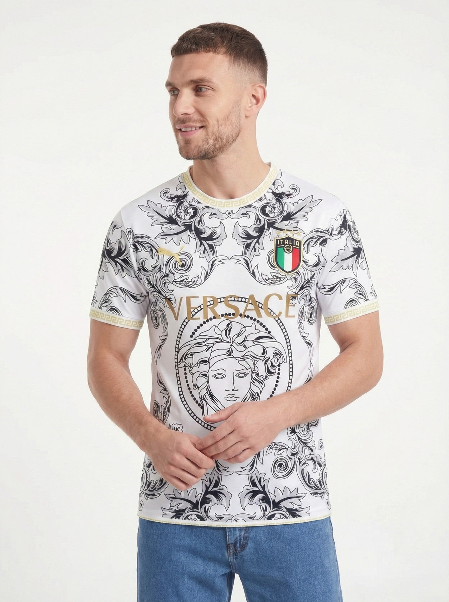 ITALIA 2023 CONCEPTO CAMISETA DE LOCAL BLANCA VERSACE
