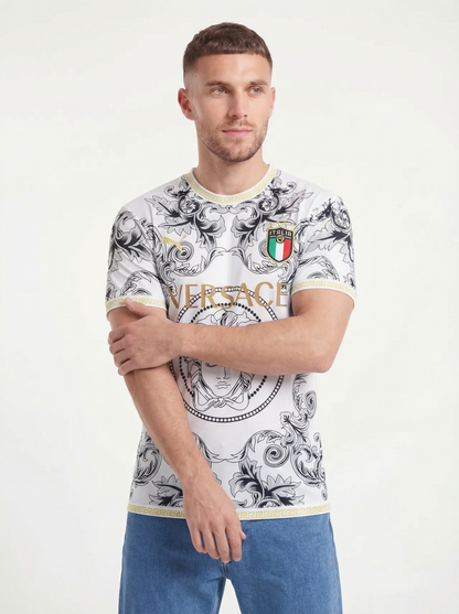 ITALIA 2023 CONCEPTO CAMISETA DE LOCAL BLANCA VERSACE