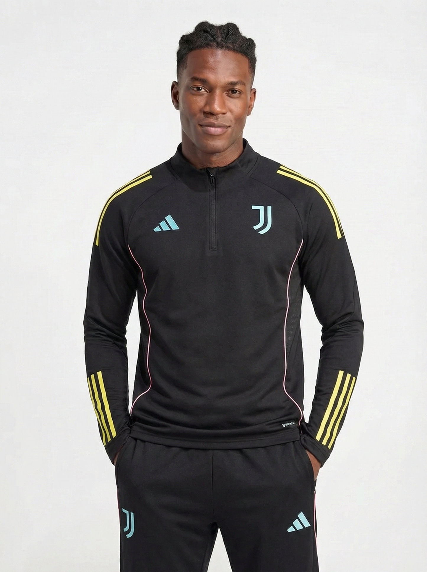 PANTALÓN DEPORTIVO NEGRO Y AMARILLO DE LA JUVENTUS