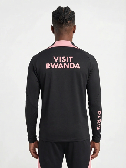 Chándal negro y rosa del PSG