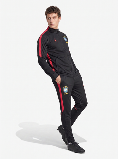 CHAQUETA DEPORTIVA NEGRA/ROJA BRASIL 2026/27