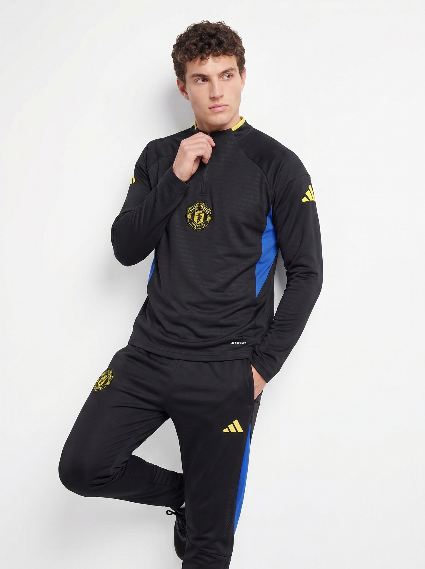 CHÁNDAL NEGRO MANCHESTER UNITED 2026
