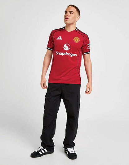 CAMISETA ADIDAS MANCHESTER UNITED FC 2025/26 PRIMERA EQUIPACIÓN