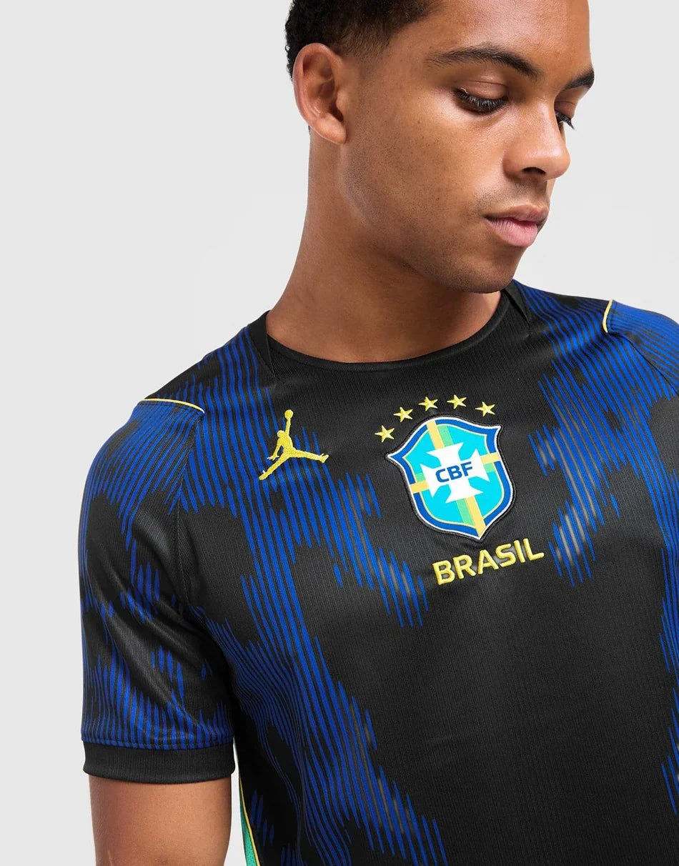CAMISETA DE VISITANTE DE BRASIL 2026