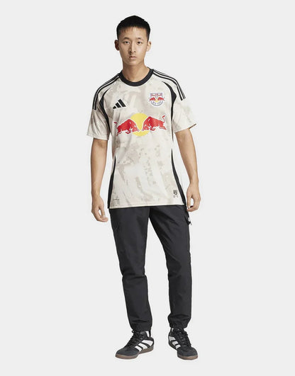 CAMISETA DE VISITANTE NEW YORK RED BULLS 2025/26
